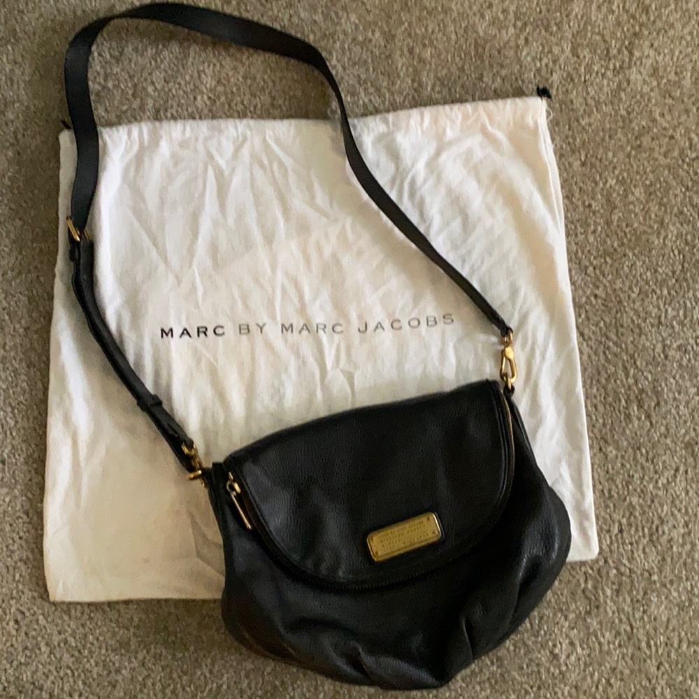 Marc Jacobs black Natasha crossbody